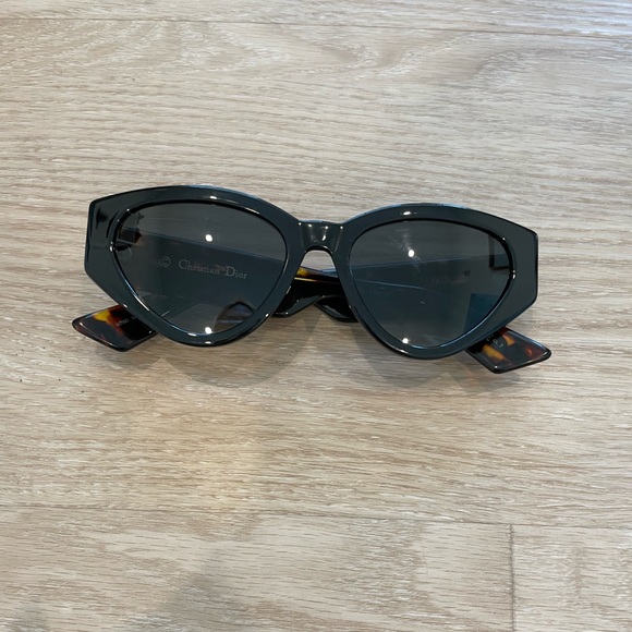 Dior Accessories - Dior Sunglasses